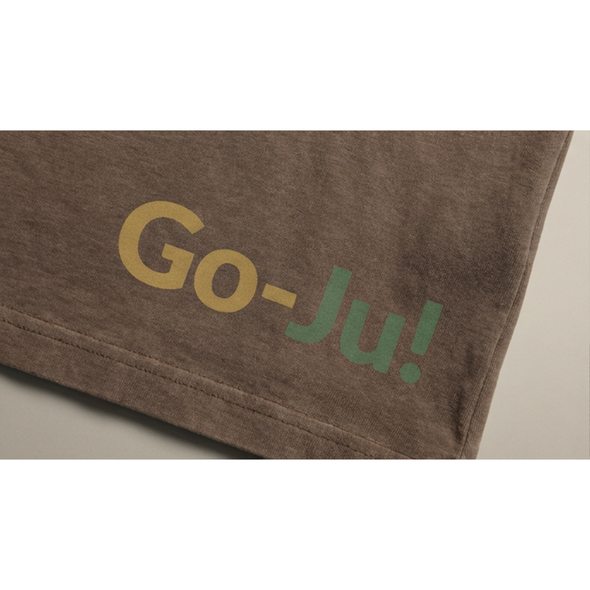 BROWN TEE front logo